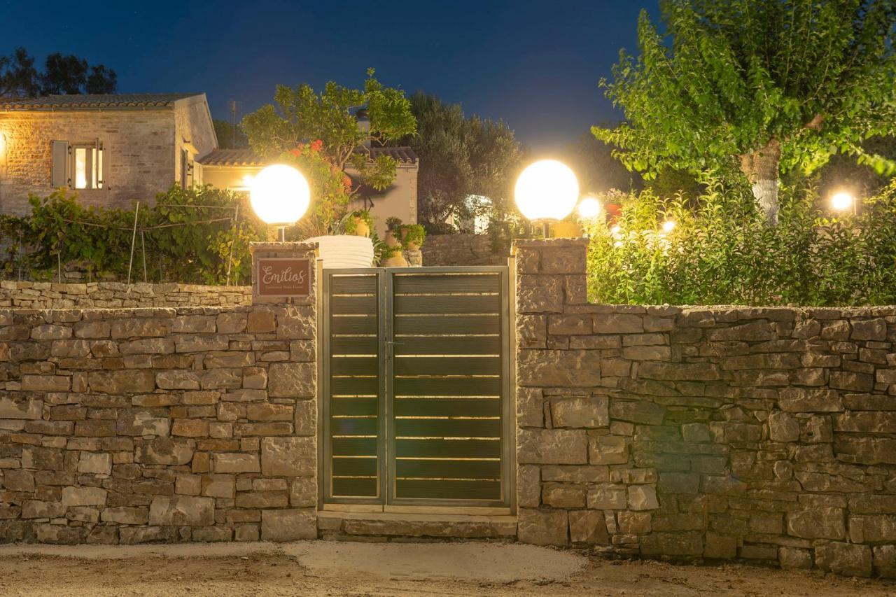 Emilios Stone House Villa Gaios Bagian luar foto